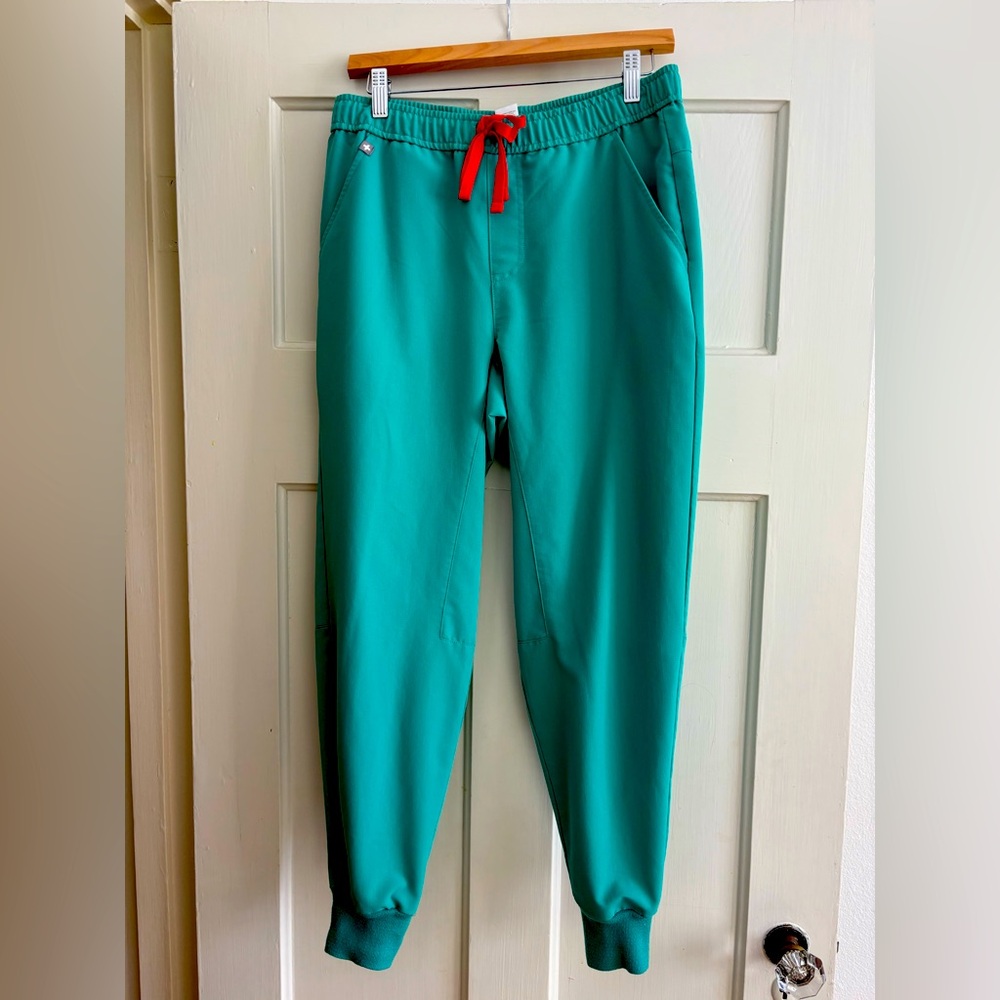 FIGS Jogger Scrub Pants